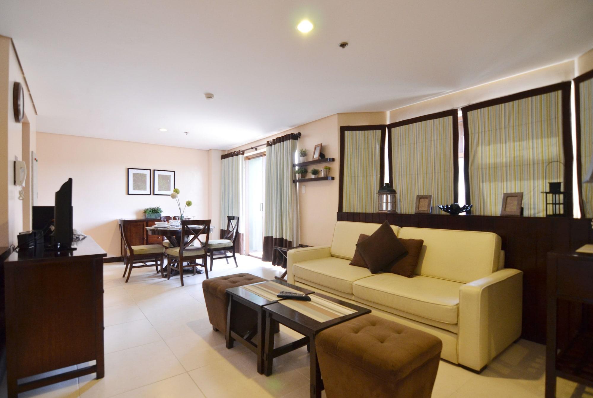 Crosswinds Resort Suites Tagaytay City Buitenkant foto