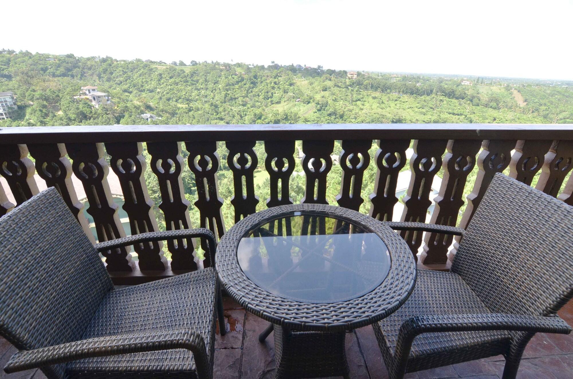 Crosswinds Resort Suites Tagaytay City Buitenkant foto