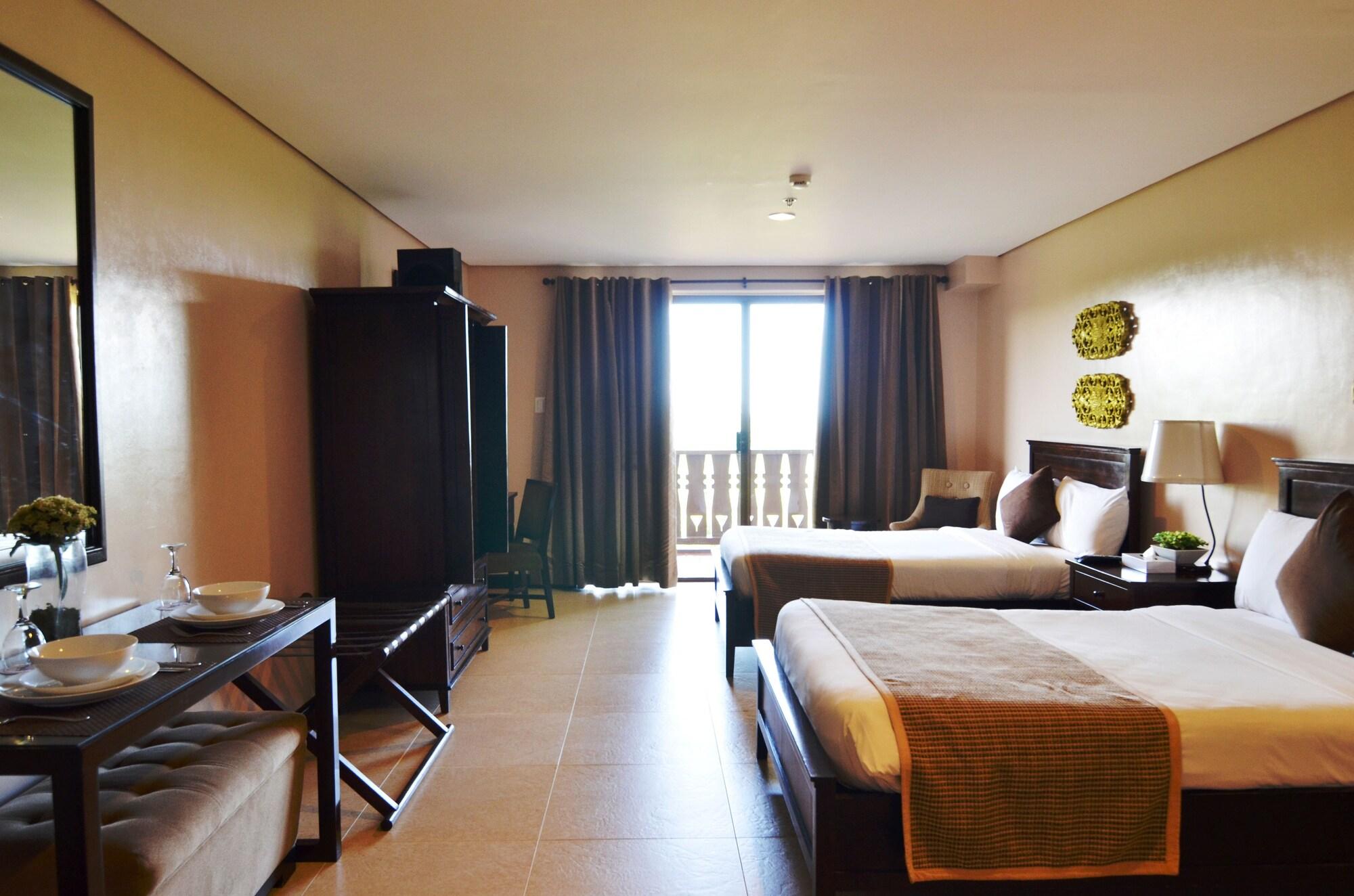 Crosswinds Resort Suites Tagaytay City Buitenkant foto