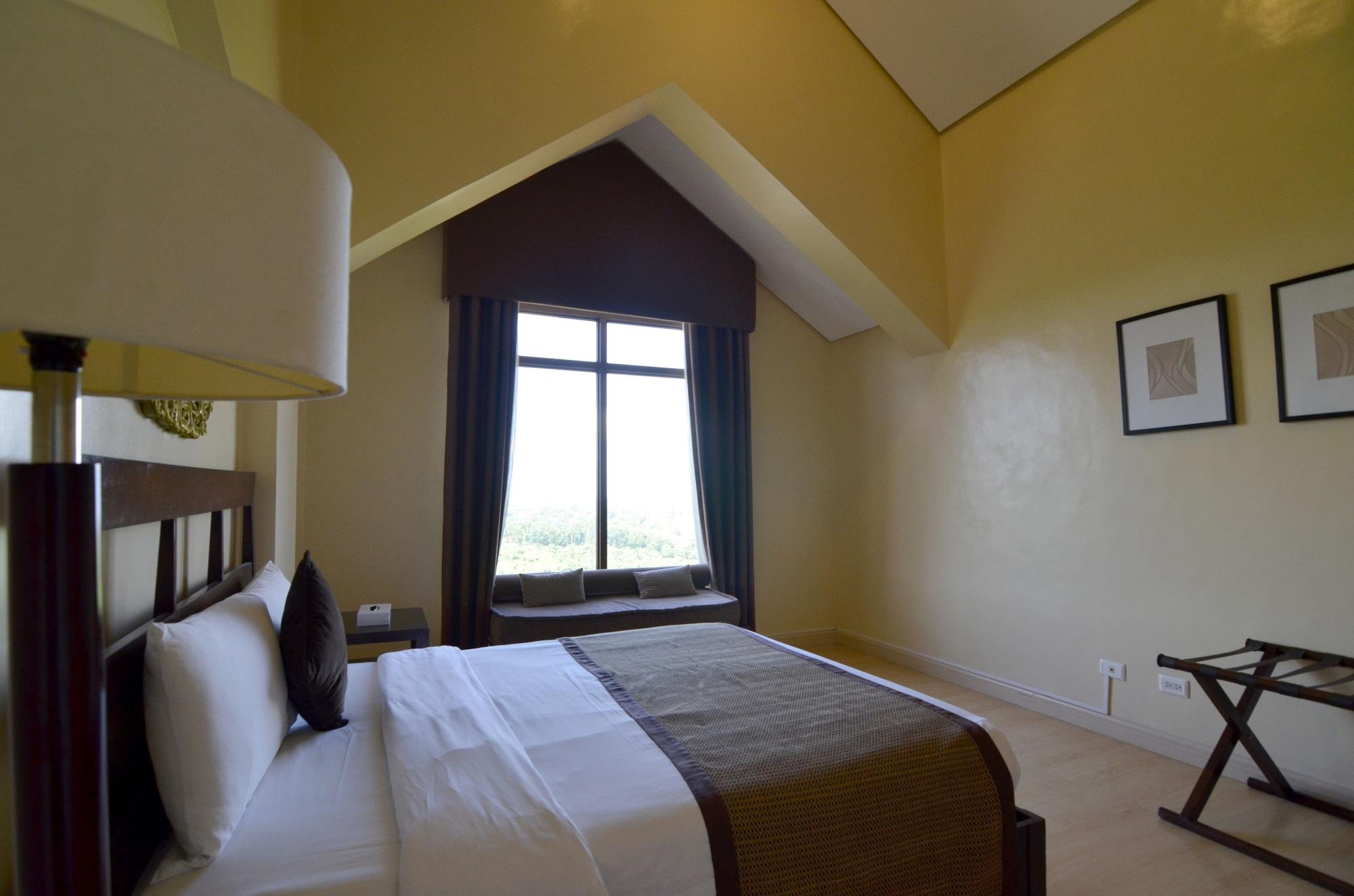 Crosswinds Resort Suites Tagaytay City Buitenkant foto