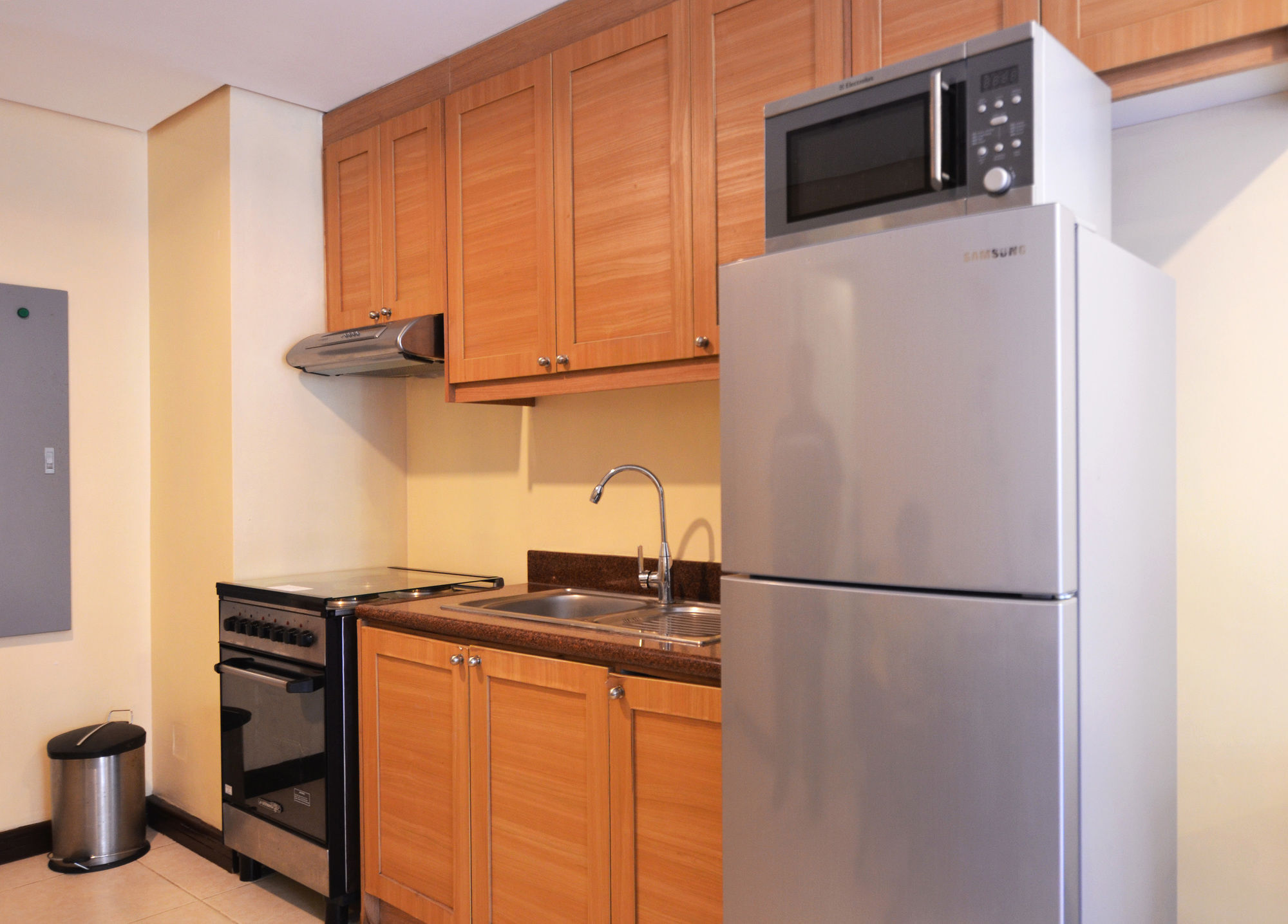 Crosswinds Resort Suites Tagaytay City Buitenkant foto